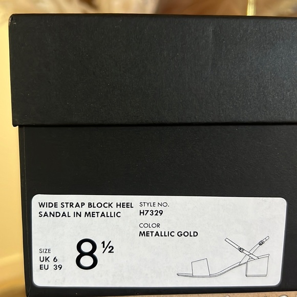 J. Crew - Wide Strap Block heel sandal - metallic gold - size 8.5 - Picture 2 of 6